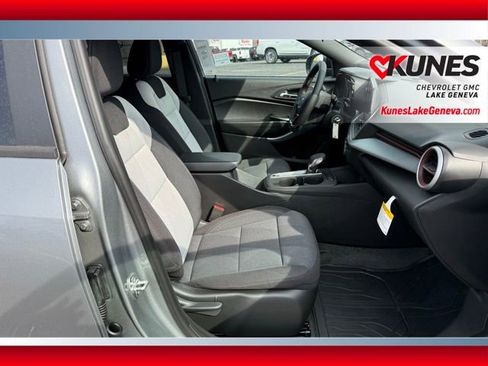 New 2026 Chevrolet Trax RS w/ Driver Confidence Package image 19