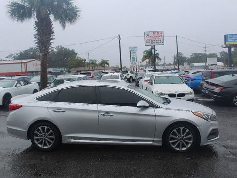 Used 2016 Hyundai Sonata Limited FWD image 2