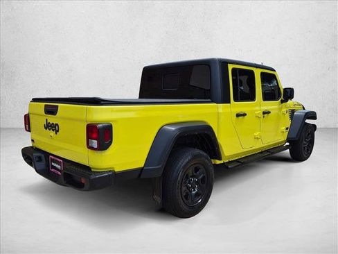 Used 2024 Jeep Gladiator Sport AWD/4WD image 5
