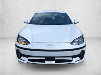 Used 2024 Hyundai Ioniq 6 SE video 2