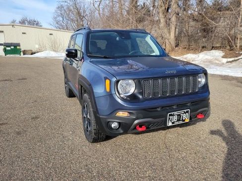 Used 2022 Jeep Renegade Trailhawk image 4