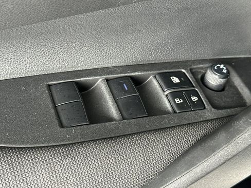 Certified 2022 Toyota Corolla LE FWD image 14
