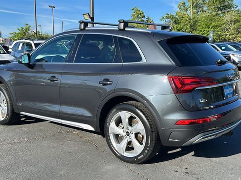 Used 2021 Audi Q5 2.0T Premium Plus w/ Premium Plus Package AWD/4WD image 7