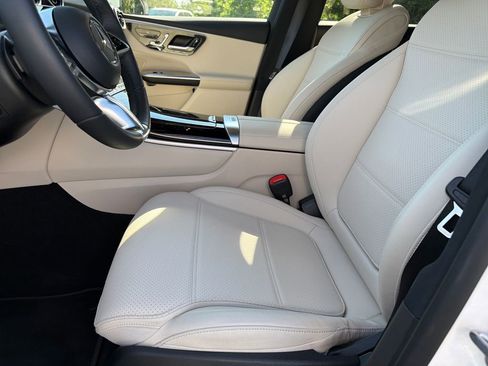 Used 2026 Mercedes-Benz GLC 300 4MATIC image 18