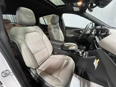 New 2025 Buick Envista Avenir image 20