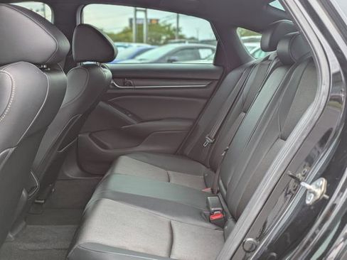 Used 2020 Honda Accord Sport image 14
