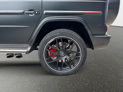 Certified 2022 Mercedes-Benz G 63 AMG 4MATIC image 11