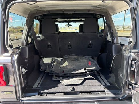 Used 2021 Jeep Wrangler Unlimited Rubicon w/ Steel Bumper Group image 22