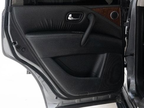 Used 2017 Nissan Armada SL image 27