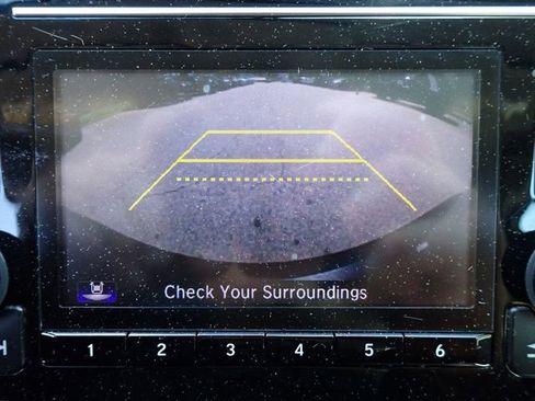 Used 2019 Honda CR-V LX image 27