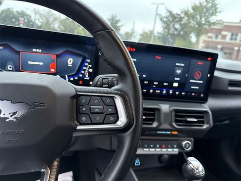 Used 2024 Ford Mustang EcoBoost image 15