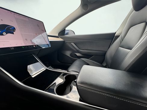 Used 2018 Tesla Model 3 Long Range AWD/4WD image 50