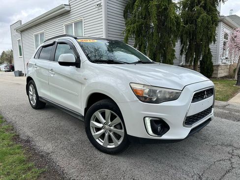 Used 2015 Mitsubishi Outlander Sport SE AWD/4WD image 1