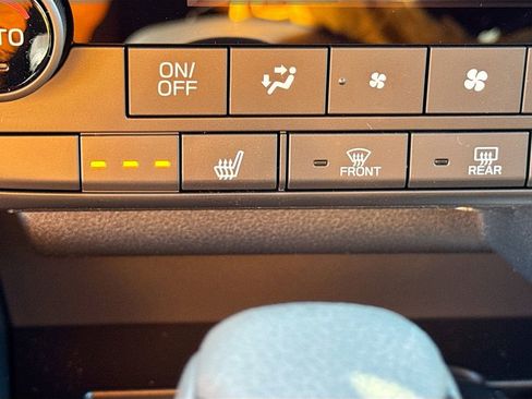 New 2026 Subaru Outback Limited AWD/4WD image 19