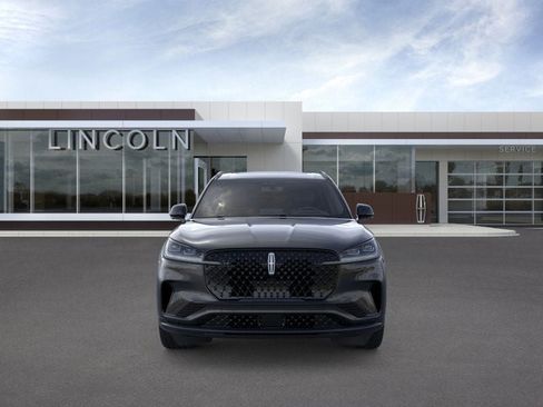 New 2026 Lincoln Aviator Reserve image 3