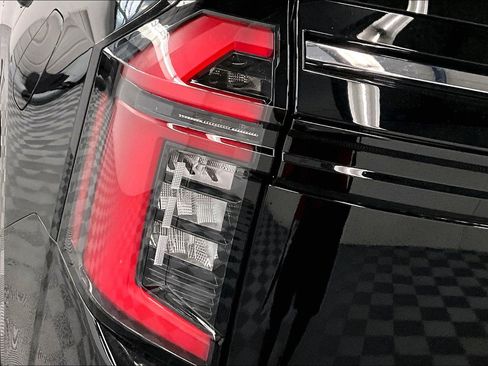 New 2026 Nissan Armada Platinum AWD/4WD image 18