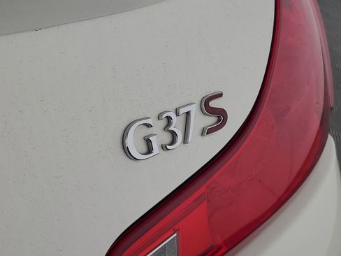 Used 2011 INFINITI G37 Sport w/ Aerodynamic Pkg image 34