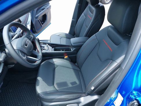 Used 2023 Jeep Compass Trailhawk w/ Trailer Tow Group image 17