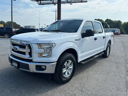 Used 2017 Ford F150 XLT AWD/4WD image 9