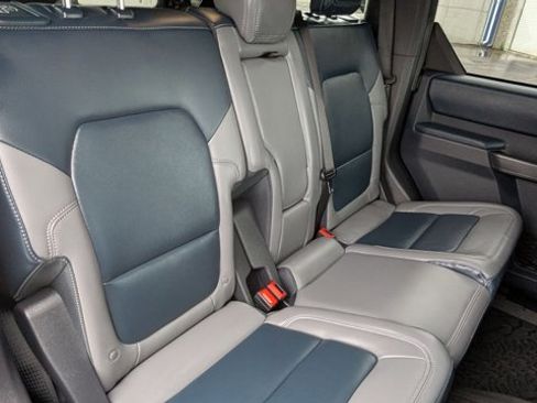 Used 2024 Ford Bronco Outer Banks w/ Sasquatch Package image 27