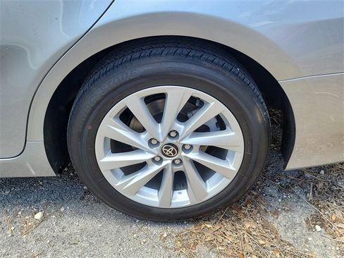 Used 2023 Toyota Camry LE image 5