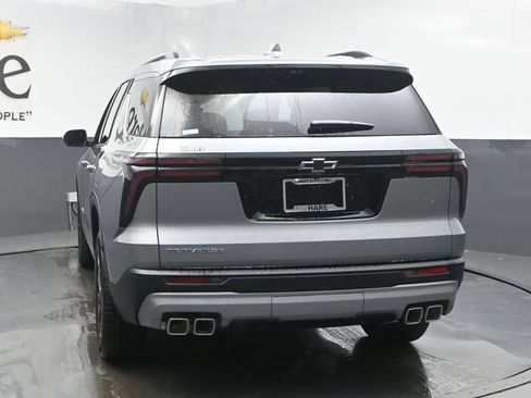 New 2026 Chevrolet Traverse LT w/ Sun and Wheel Package FWD image 14
