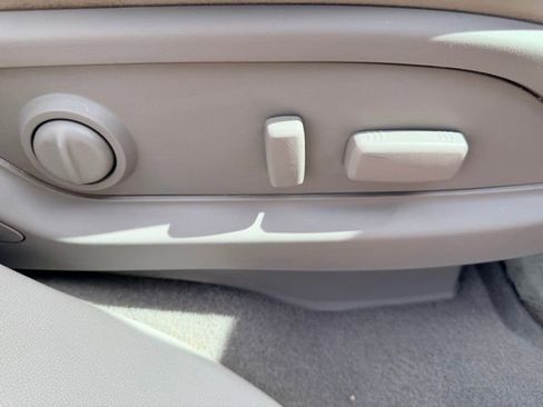Used 2014 Buick Enclave Leather image 38