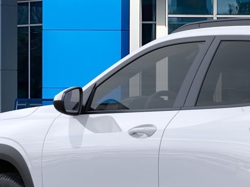 New 2026 Chevrolet Trax LT w/ Driver Confidence Package FWD image 36