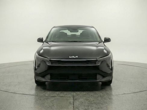 Used 2025 Kia K4 FWD image 2