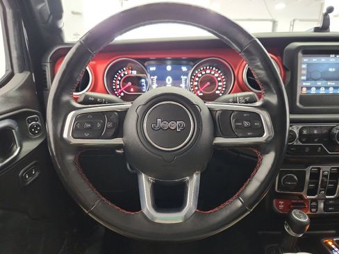 Used 2021 Jeep Gladiator Rubicon w/ Cold Weather Group image 11