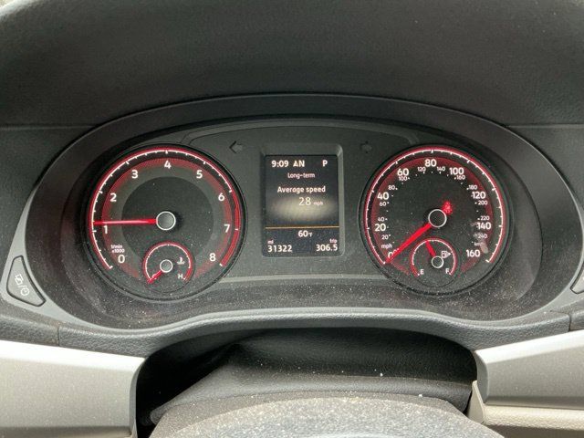 Used 2021 Volkswagen Passat 2.0T SE FWD image 2