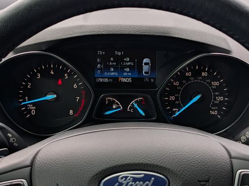 Certified 2018 Ford Escape Titanium image 28