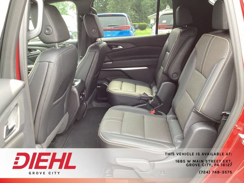Used 2024 Chevrolet Traverse RS AWD/4WD image 23