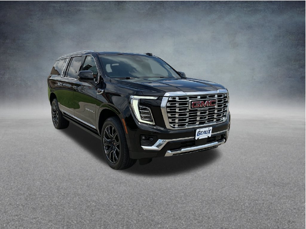 Used 2025 GMC Yukon XL Denali w/ Sun & Power Step Package AWD/4WD 360° Tour