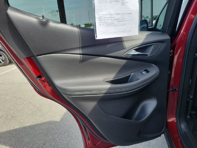 Used 2023 Buick Encore GX Preferred w/ Cold Weather Comfort Package AWD/4WD image 16