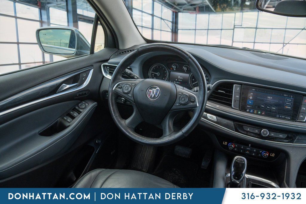 Used 2020 Buick Enclave Premium AWD/4WD image 18