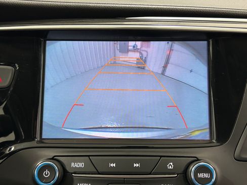 Used 2017 Buick Envision Essence AWD/4WD image 8