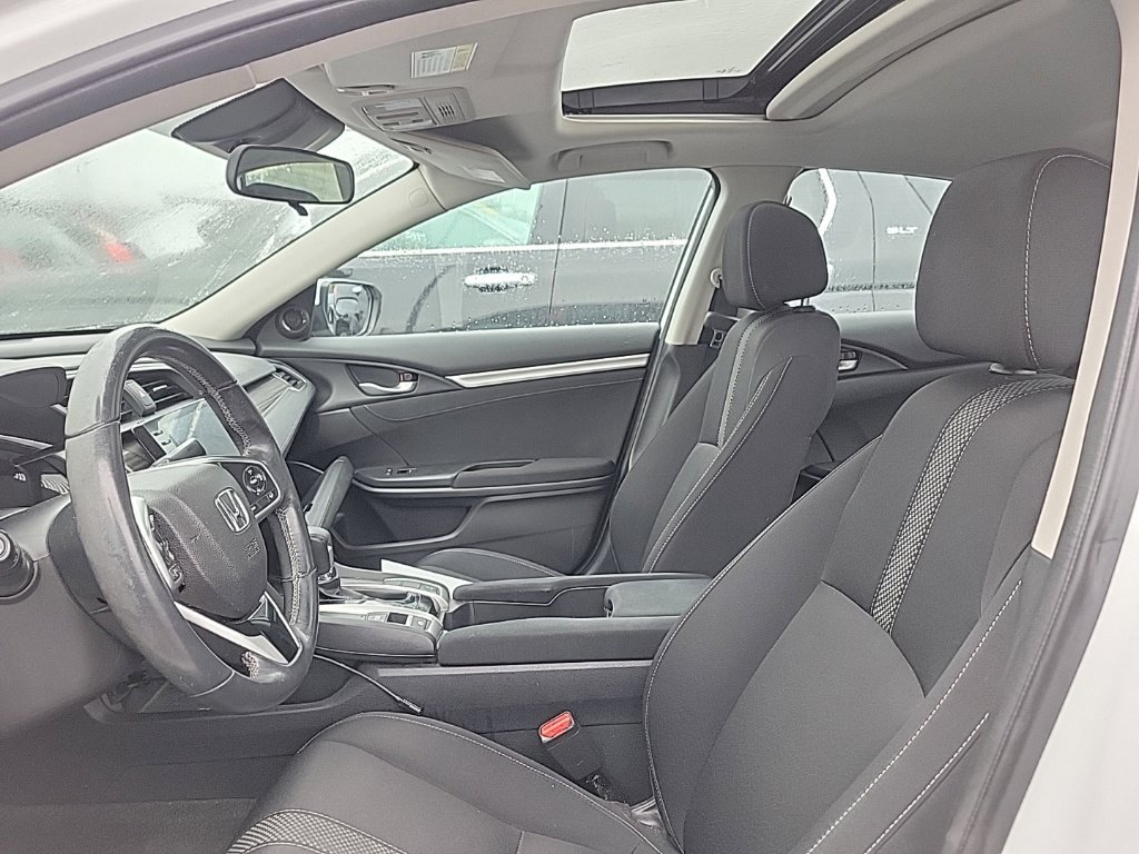 Used 2019 Honda Civic EX image 6