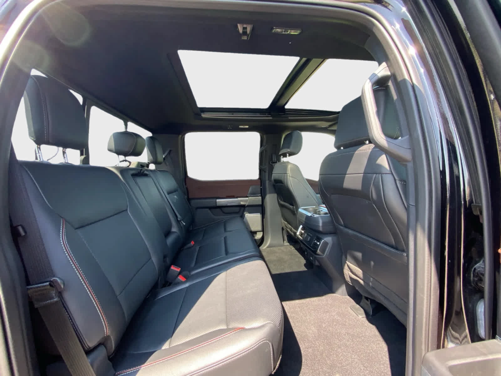 Used 2023 Ford F150 Lariat w/ Equipment Group 502A High AWD/4WD image 14