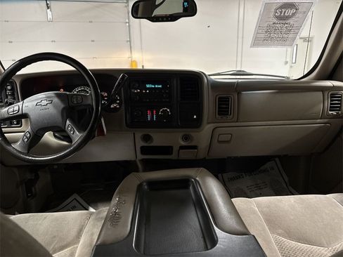 Used 2006 Chevrolet Tahoe LS w/ Smart Select Package image 10