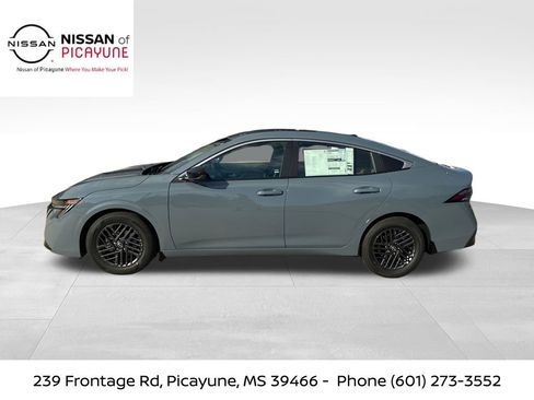 New 2026 Nissan Sentra SV image 2