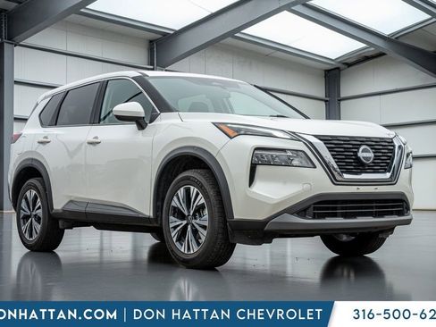 Used 2023 Nissan Rogue SV image 34