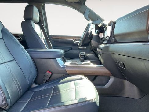 Used 2023 Chevrolet Silverado 1500 High Country w/ Technology Package image 11