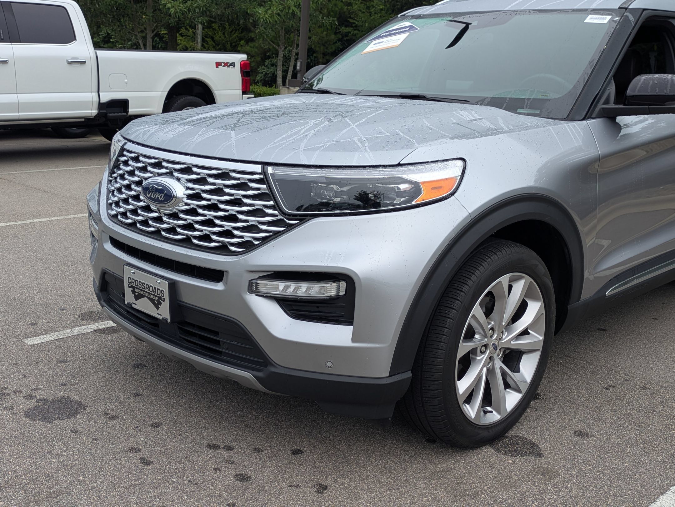 Certified 2023 Ford Explorer Platinum w/ Technology Package AWD/4WD image 10