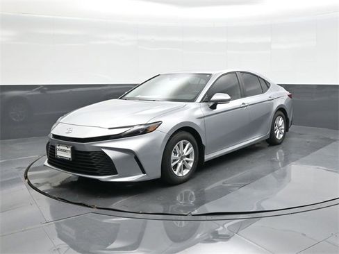 New 2026 Toyota Camry LE image 34