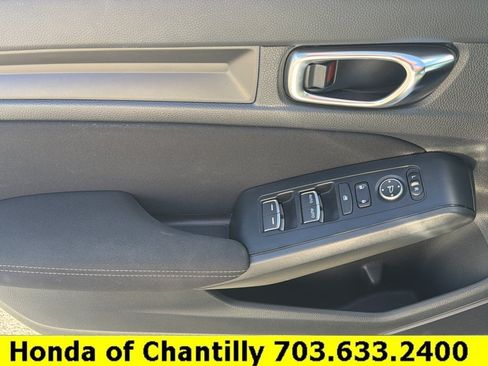 Used 2024 Honda Civic Sport image 21