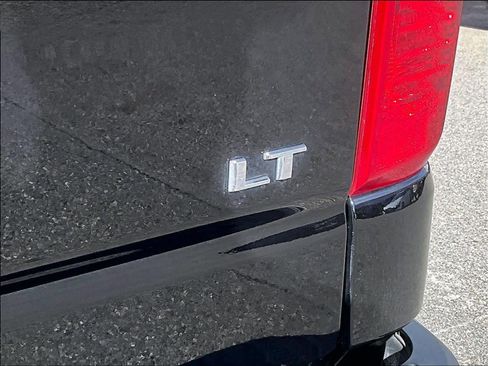 Used 2019 Chevrolet Silverado 1500 LT w/ All-Star Edition image 27