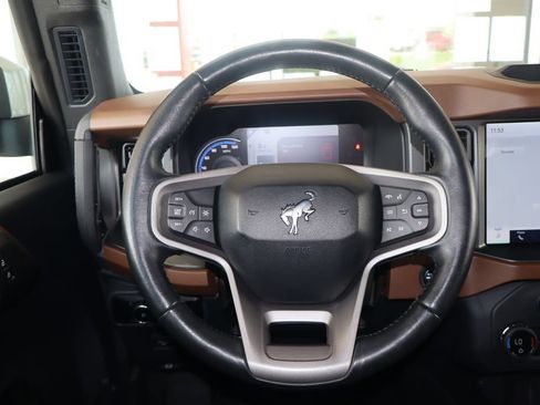 Used 2024 Ford Bronco Outer Banks AWD/4WD image 17