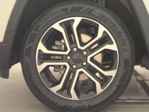 Used 2022 Jeep Compass Limited image 16