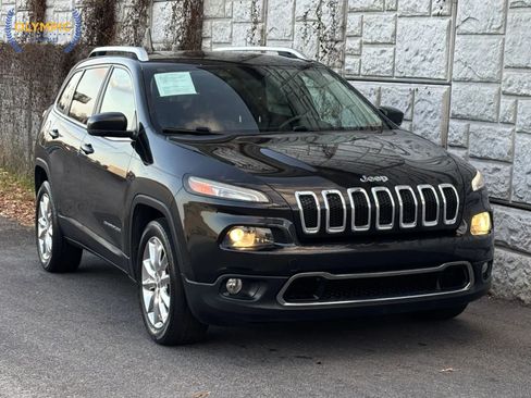 Used 2014 Jeep Cherokee Limited w/ Trailer Tow Group image 3